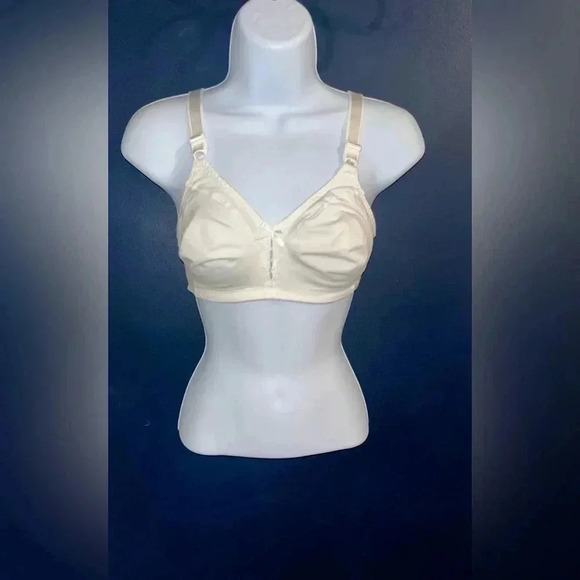 NWOT 34B wire free bra - Picture 1 of 2